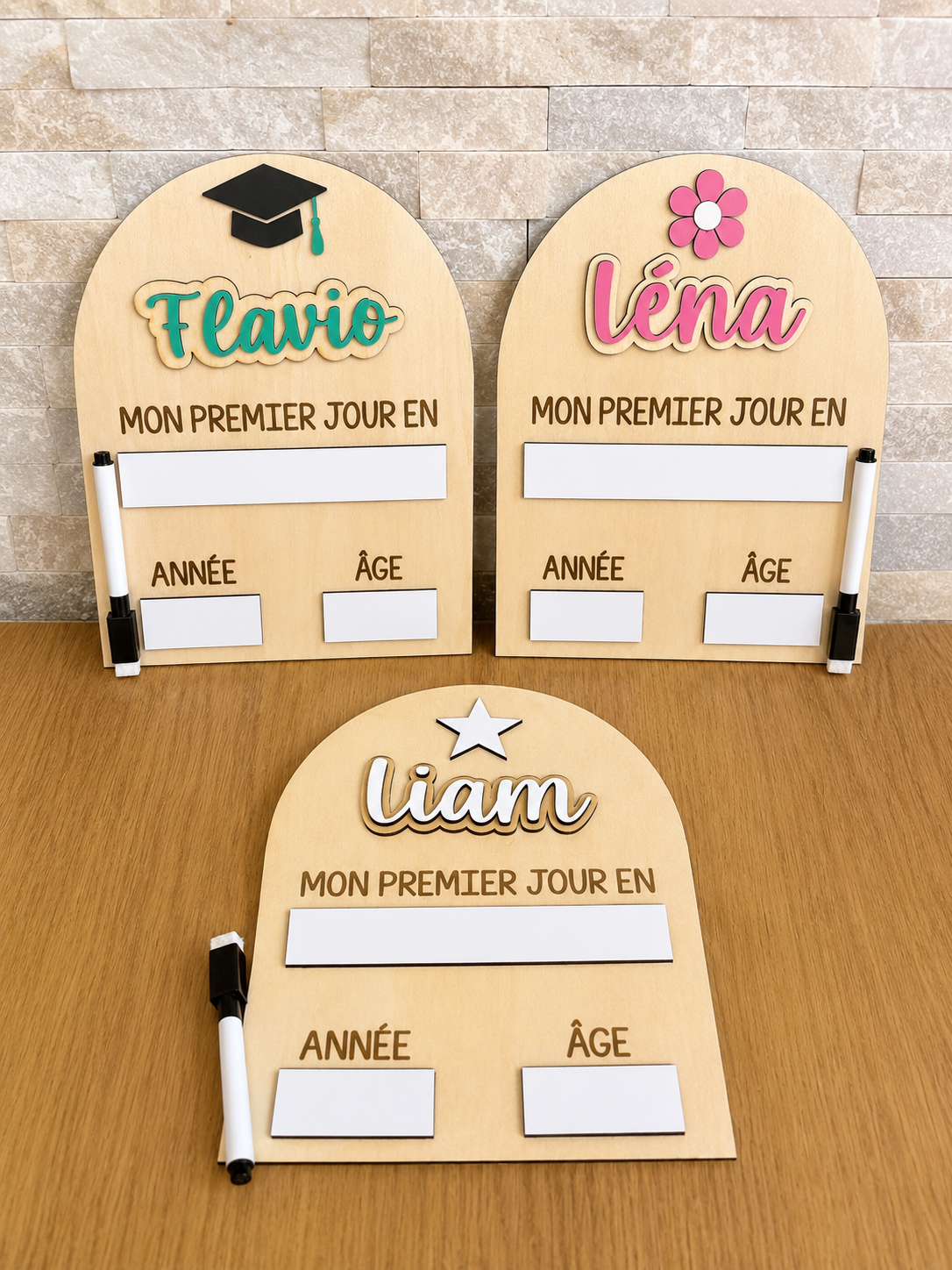 Pancarte de rentrée scolaire personnalisée en bois - Prénom interchangeable