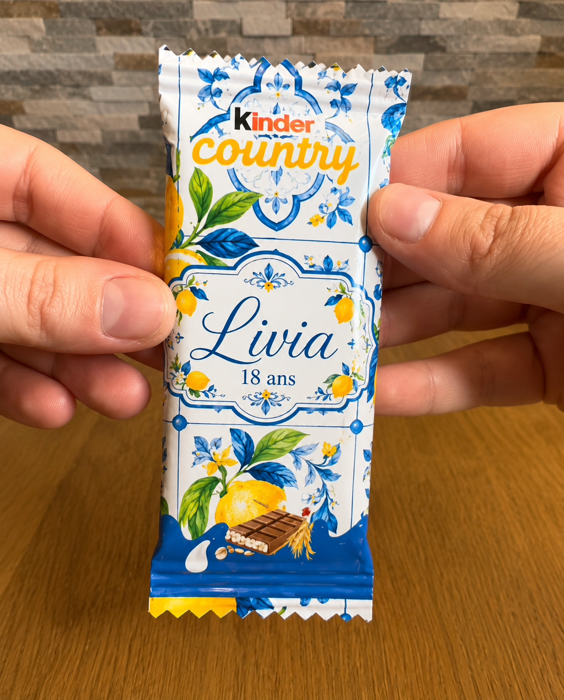 Kinder country personnalisé - thème au choix